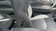 Nissan Qashqai 1.2 DiG-T N-Connecta 5dr Petrol Hatchback